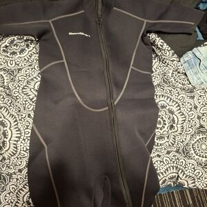 shorty wetsuit